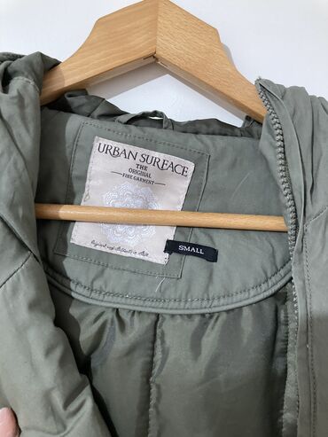 zimska jakna sa prirodnim krznom: Jakna M (EU 38), bоја - Maslinasto zelena