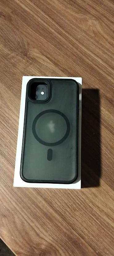 Apple iPhone: IPhone 11, 64 GB, Qara, Face ID — 8