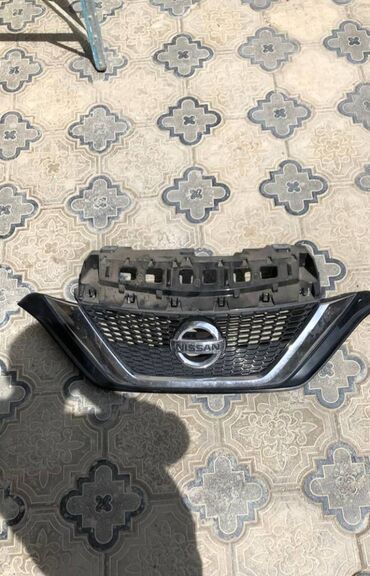Oblisovkalar, barmaqlıqlar: Nissan Note
