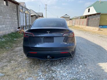 Tesla: Tesla Model Y: 2022 г., Автомат, Электромобиль, Кроссовер — 8