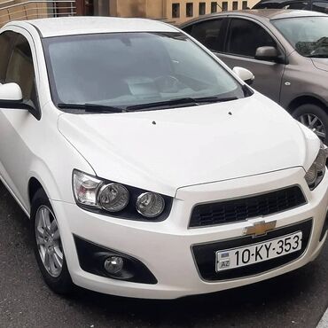 500 manata masin satiram: Chevrolet Aveo: 1.4 l | 2014 il 115000 km Sedan