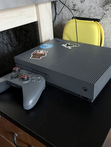 2ci əl qaz peçi: Xbox One S Grey Battlefield Edition 2-ci əldir. Uşaq üçün alınmışdır