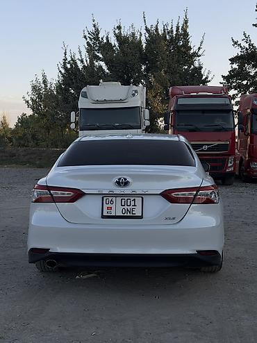 toyota гибрид: Toyota Camry: 2019 г., 2.5 л, Вариатор, Гибрид, Седан — 9