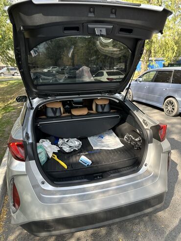 Toyota: Toyota Prius: 2021 г., 1.8 л, Вариатор, Гибрид, Хэтчбэк — 16