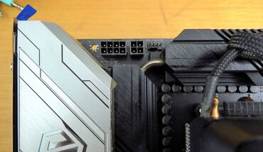 Matične ploče: AMD Ryzen 7 5700X3D + ASRock X570 Taichi Wi-Fi & Bluetooth — 9