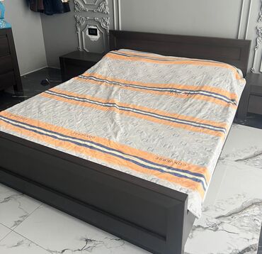 tek kiravatlar: Tek taxt 110 manat. Tecili evden cixmalidir. (Matras yoxdur) unvan
