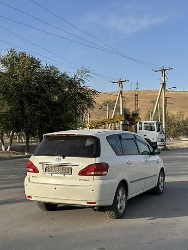 isis toyota: Toyota Ipsum: 2001 г., 2.4 л, Автомат, Бензин, Минивэн — 5