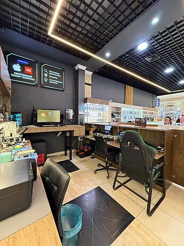 ремонт стекла телефона цена: Продаётся отдел в торговом центре, 10 кв.метров. Не в суб.аренде — 3