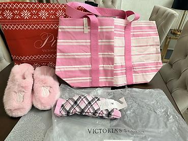 личные веши: Набор аксессуаров Victoria’s Secret Состав: - Дорожная/спортивная — 5