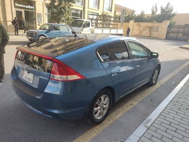 Honda: Honda Insight: 1.3 l | 2010 il — 4