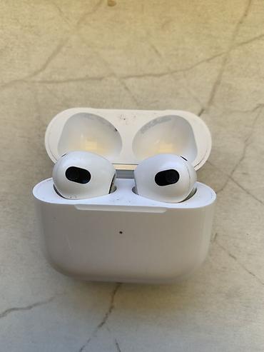 airdots pro 3: Сам 100 $ купил оригинал Беспроводные наушники-вкладыши с зарядным — 1