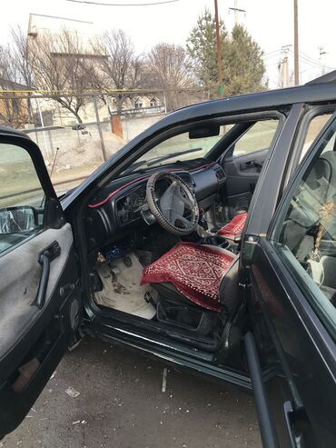 моновпрыск на гольф 3: Volkswagen Passat: 1989 г., 1.8 л, Газ, Универсал