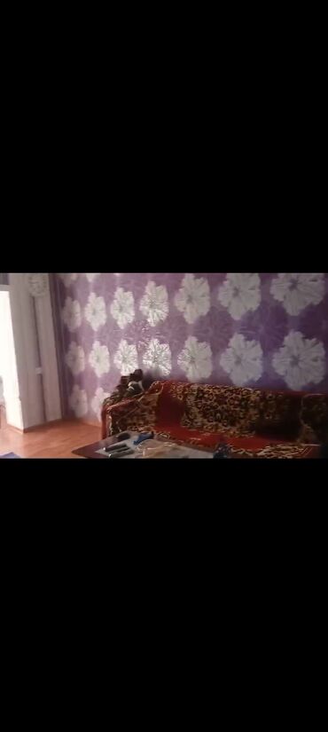 Uzunmüddətli kirayə mənzillər: Xaçmazın Mərkəzində Şəfa klinikasının yanında 2 mərtəbəli binanın 2ci — 4