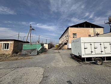 Продажа цехов, заводов, фабрик: Продаётся земельный участок 37 соток с капитальными строениями — — 26