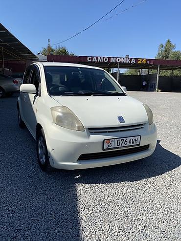 маленький машинка: Toyota Passo: 2005 г., 1 л, Автомат, Бензин, Хэтчбэк — 2