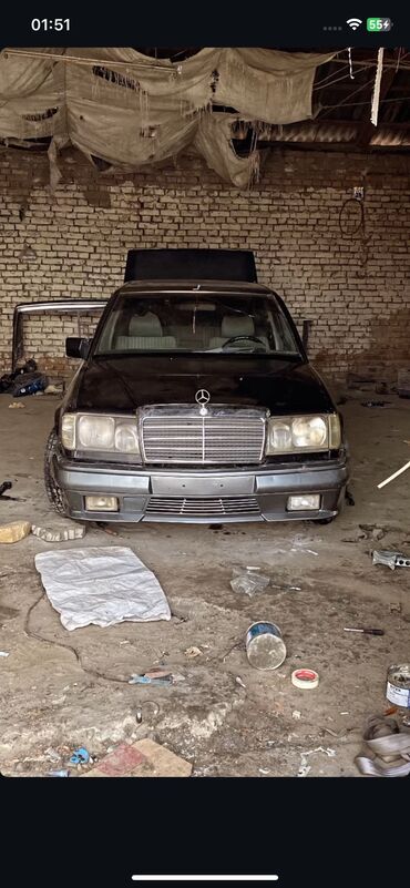 Mercedes-Benz: Mercedes-Benz E-Class: 1991 г., 2.3 л, Механика, Бензин, Седан