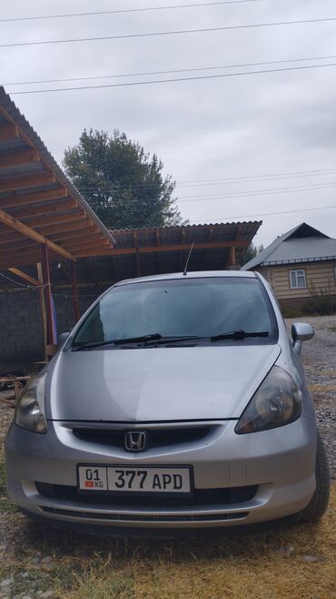 малометражки машины купить: Honda Fit: 2003 г.