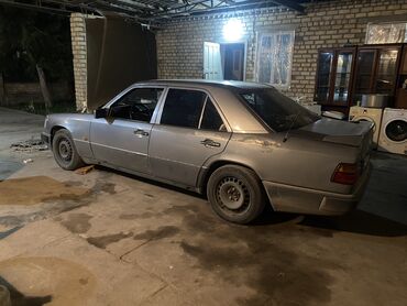 Mercedes-Benz: Mercedes-Benz W124: 1990 г., 2.3 л, Механика, Бензин, Седан