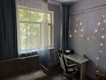 снять дом на долгий срок: 3 комнаты, 69 м², Индивидуалка, 2 этаж, Старый ремонт