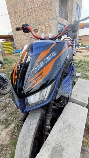 зеркала на мотоцикл купить: Тип скутера M8, 180 куб. см, Бензин, Б/у