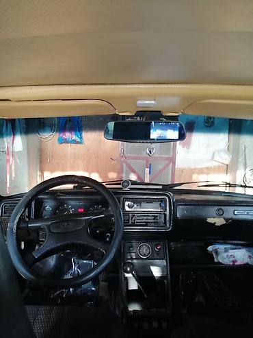 lada 012: VAZ 2104, ağ rəng, universal kuzov. Mühərrik və ötürmə: - — 1