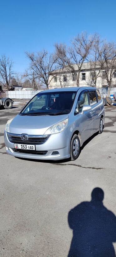 продам авто в рассрочку: Honda Stepwgn: 2006 г., 2 л, Автомат, Бензин, Универсал