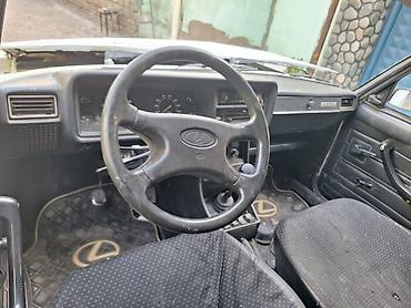 skoda rapid: VAZ klassik sedan — ehtiyat hissələri üçün Mühərrik və mexanika: - — 3