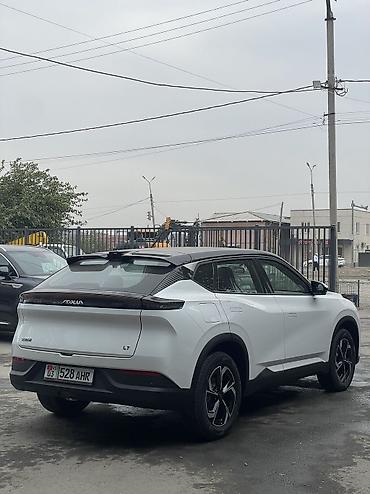 Dongfeng: Dongfeng : 2026 г., Автомат, Электромобиль — 4
