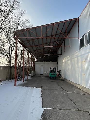 Аренда складов и мастерских: Продаю Склады термо склад Территория 0,8 гигтар На территории — 11