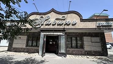 beta stores: Только ПРОДАЖА!!! ПРОДАЮ магазин с арендаторами, 100кв. М + сан. Узел — 1