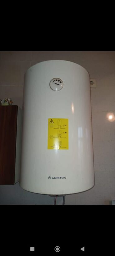 Soyuducular: Ariston 100 l