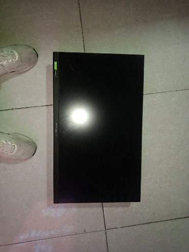 Monitorlar: Acer Predator Monitorudu 27 dyüm.Ekran qırıqdır ekranın yarısı qaradır — 1
