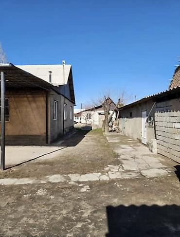 Продажа коттеджей и домов: СРОЧНО Продаётся дом 🏡 Адрес: Первомайский район, Ак-Босого, ул. Чуй — 19