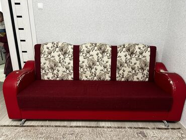 продать мягкую мебель бу: Прямой диван, Б/у