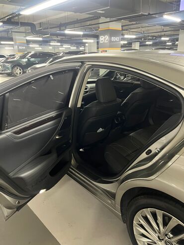 Lexus: Lexus ES: 2020 г. — 18