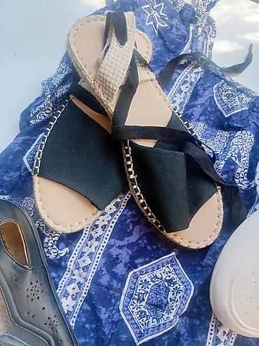 easy patike cena: Letnje ženske sandale sa trakama Sinsay - Model: espadrile/sandale — 1