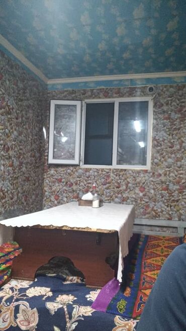 4 комната квартира: Город Балыкчы, м/р Сон кол дом 33, подъезд 3,кв 31. 3-й этаж, 3-х ком