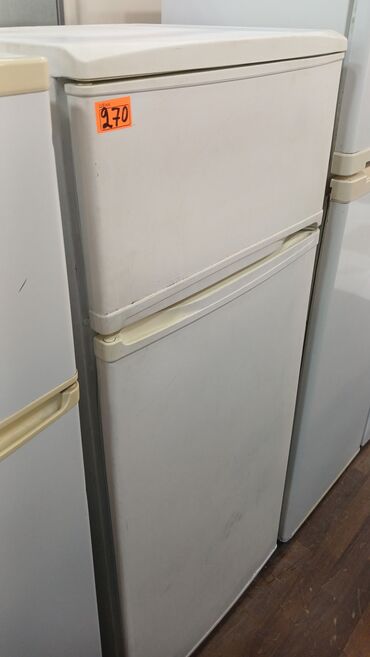 Kasalar: 2 qapılı Indesit Soyuducu Satılır, rəng - Ağ