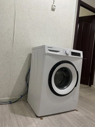 Долгосрочная аренда квартир: 1 комната, Агентство недвижимости, Без подселения, С мебелью полностью at lalafo.kg — 2 Долгосрочная аренда квартир: 1 комната, Агентство недвижимости, Без подселения, С мебелью полностью — 2