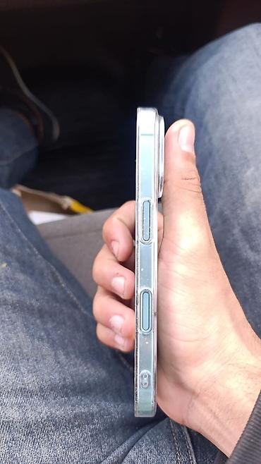 dubayski iphone 15: IPhone 16, 128 GB, Alpine Green, Simsiz şarj — 4