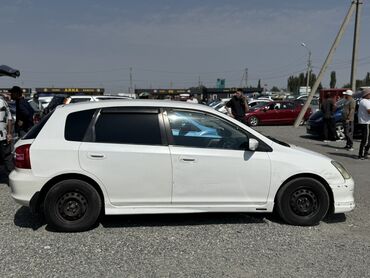 Honda: Honda Civic: 2001 г., 1.5 л, Автомат, Бензин, Хэтчбэк