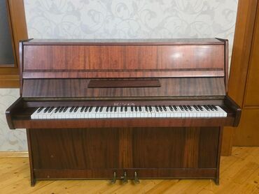 альта инструмент: Çoxdanın pianosudu.Ünvan Xırdalan. 200m