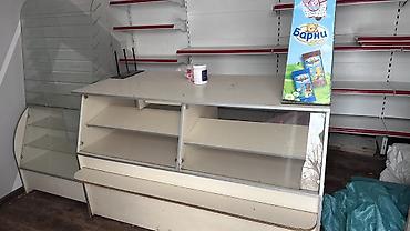 Прилавки: Торговое оборудование для магазина Состав: - Прилавок-витрина с — 3