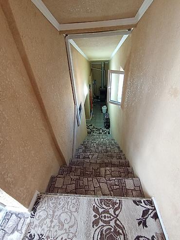 Продажа коттеджей и домов: Продаётся добротный дом в Ак-Ордо 2. Дом жилая 200,м.площадь участка — 22