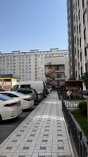 Килемдер жана паластар: Продаю! 1к.кв 41м² Евроремонт 2026г Льва Толстого/Исаакеева, мкр — 10
