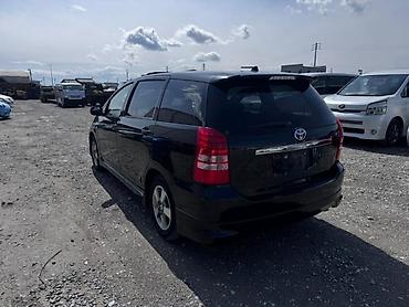 таюта виш: Крышка багажника Toyota, 2004 г., Б/у, Оригинал — 2