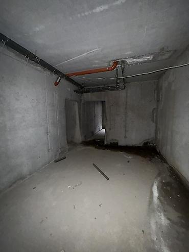 Продажа помещений свободного назначения: Коммерческое помещение в цокольном уровне современного — 12