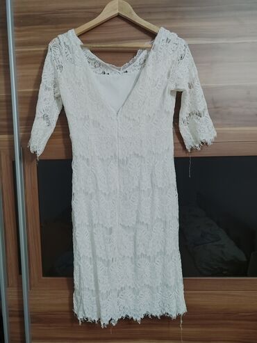 wednesday haljina: Haljine od univerzalne velicine do L
bela- S (36)