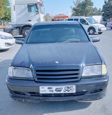 Скупка авто: Mercedes-Benz C-Class sedan (W202) Xüsusiyyətlər: - Kuzov: 4 qapılı