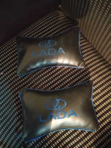 Yastıqlar və başlıqlar: Ideal vəziyətdədi cütü 5azn satılır — 6